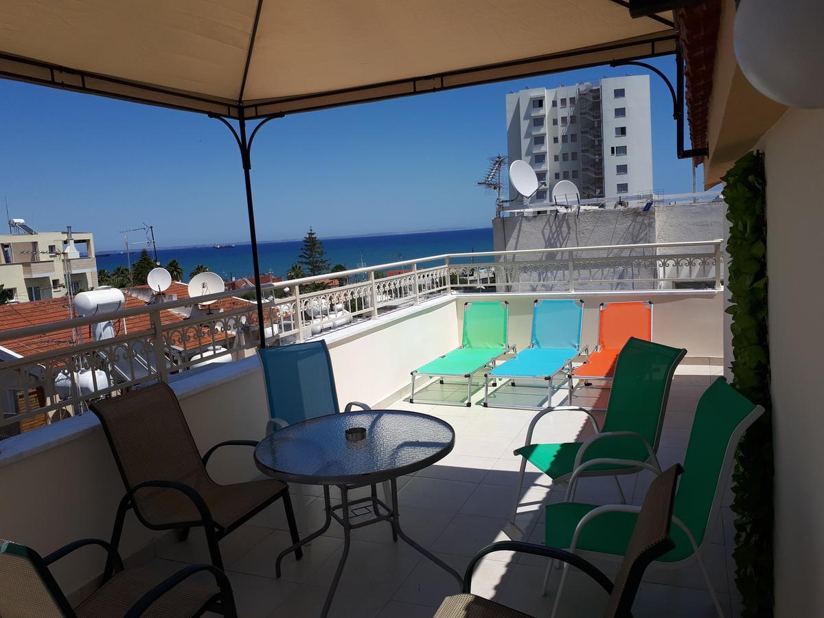 Panikos Beach Apartment I Ларнака Екстер'єр фото